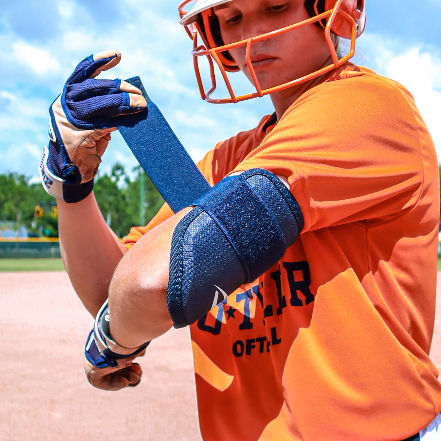 BATTER'S ELBOW GUARD